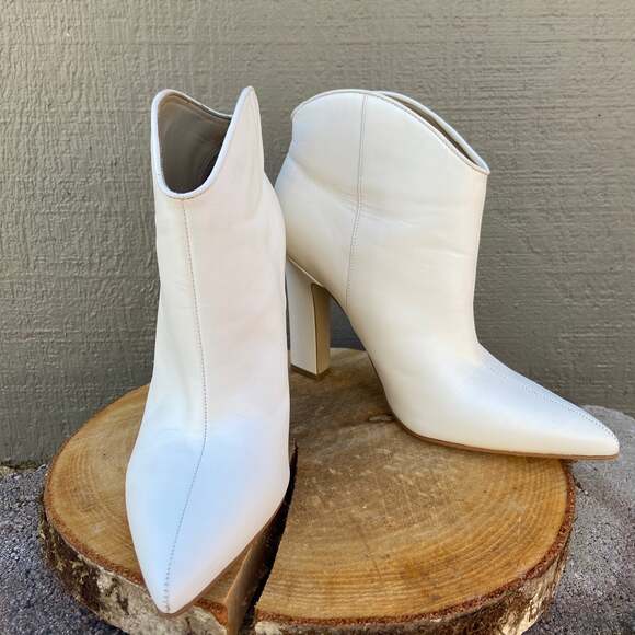 Marc Fisher LTD White Leather Pointed Toe Ankle Booties - Picture 5 of 12